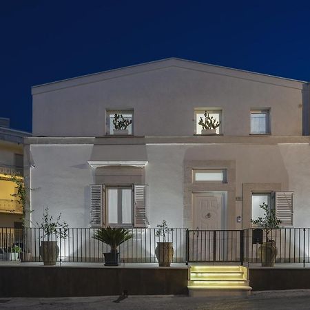 Casa Vacanze "Oceano Mare" Pozzallo Eksteriør bilde
