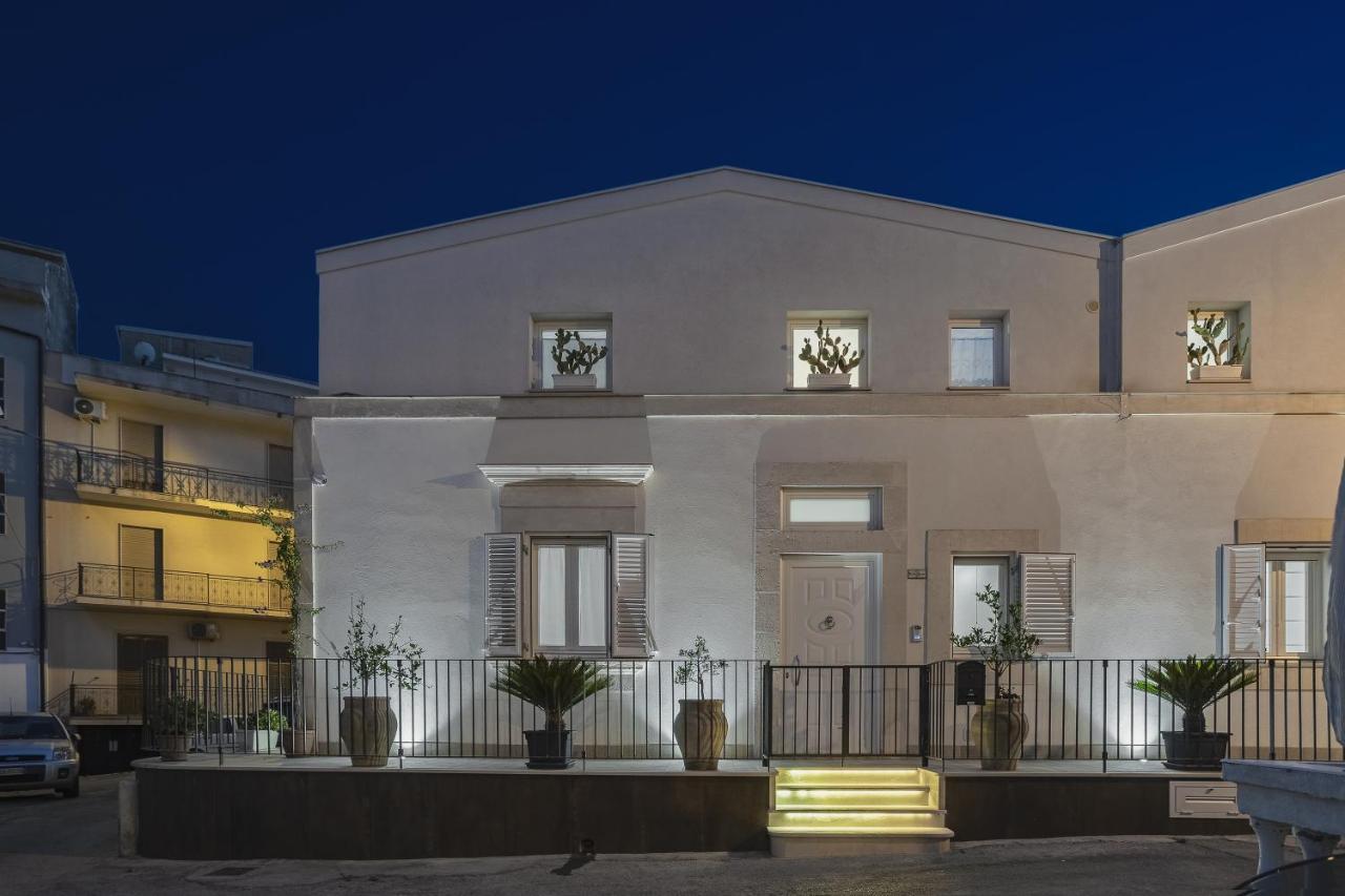 Casa Vacanze "Oceano Mare" Pozzallo Eksteriør bilde