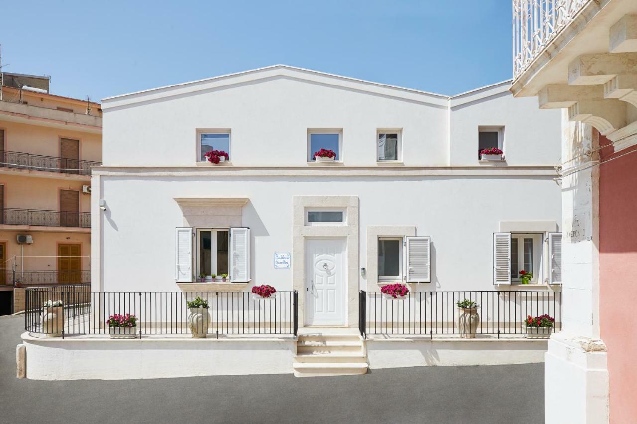 Casa Vacanze "Oceano Mare" Pozzallo Eksteriør bilde